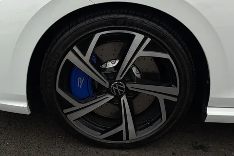 CK23SRX Volkswagen Golf 2.0 TSI 320 R 4Motion 5dr DSG **HARMON KARDON, WINTER PACK** Thumbnail #11