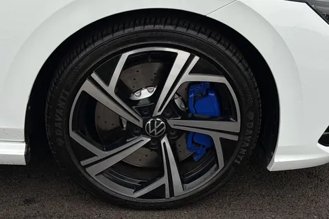 CK23SRX Volkswagen Golf 2.0 TSI 320 R 4Motion 5dr DSG **HARMON KARDON, WINTER PACK** Thumbnail #13