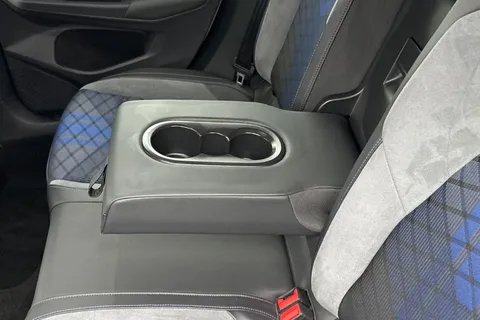 CK23SRX Volkswagen Golf 2.0 TSI 320 R 4Motion 5dr DSG **HARMON KARDON, WINTER PACK** Thumbnail #33