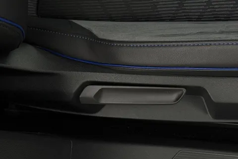 CK23SRX Volkswagen Golf 2.0 TSI 320 R 4Motion 5dr DSG **HARMON KARDON, WINTER PACK** Thumbnail #35