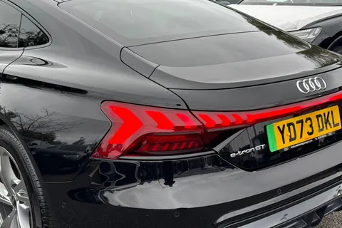 YD73DKL Audi e-tron GT 93.4kWh Auto quattro 4dr Thumbnail #8