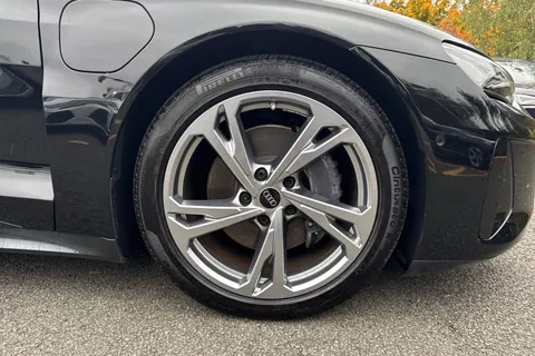 YD73DKL Audi e-tron GT 93.4kWh Auto quattro 4dr Thumbnail #11