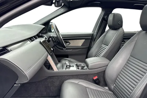 KR24BAA Land Rover Discovery Sport 2.0 D200 Dynamic HSE 5dr Thumbnail #4