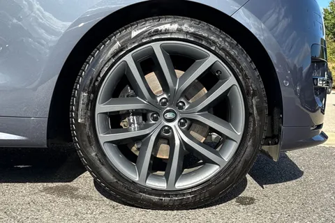 9 of 37 for LAND ROVER RANGE ROVER SPORT 3.0 D300 Dynamic SE 5dr Auto