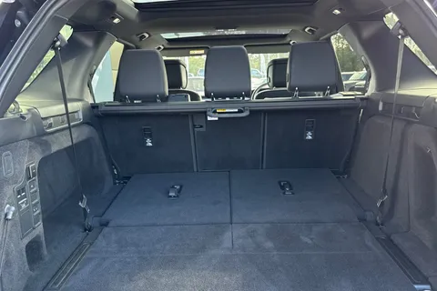 KP24MKG Land Rover Discovery 3.0 D300 Dynamic HSE 5dr Thumbnail #11