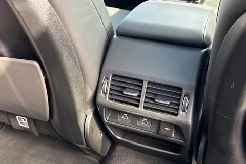 KR24BAA Land Rover Discovery Sport 2.0 D200 Dynamic HSE 5dr Thumbnail #20