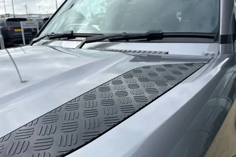 KW73XEX Land Rover Defender 110 3.0 D300 110 X-Dynamic SE 5dr Thumbnail #22