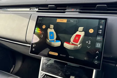 23 of 49 for LAND ROVER RANGE ROVER 3.0 D300 HSE 4dr Auto