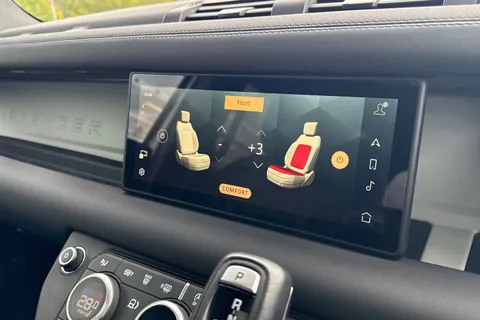 KW73XEX Land Rover Defender 110 3.0 D300 110 X-Dynamic SE 5dr Thumbnail #24