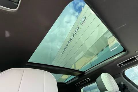 30 of 37 for LAND ROVER RANGE ROVER SPORT 3.0 D300 Dynamic SE 5dr Auto