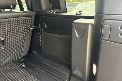 KW73XEX Land Rover Defender 110 3.0 D300 110 X-Dynamic SE 5dr Thumbnail #29