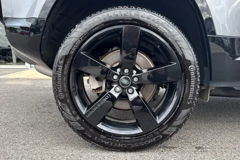 KW73XEX Land Rover Defender 110 3.0 D300 110 X-Dynamic SE 5dr Thumbnail #31