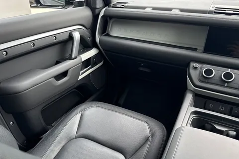 KW73XEX Land Rover Defender 110 3.0 D300 110 X-Dynamic SE 5dr Thumbnail #38