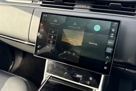 45 of 49 for LAND ROVER RANGE ROVER 3.0 D300 HSE 4dr Auto