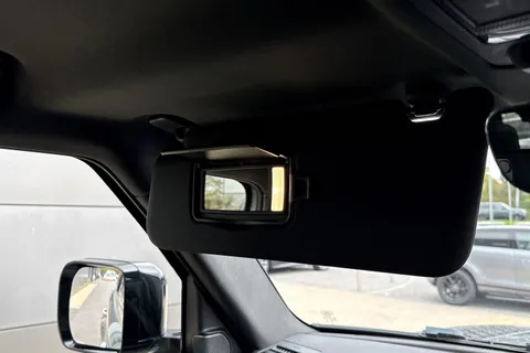 KW73XEX Land Rover Defender 110 3.0 D300 110 X-Dynamic SE 5dr Thumbnail #45