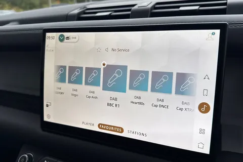 KK24LFH Land Rover Defender 110 2.0 P300e X-Dynamic HSE 5dr Thumbnail #48