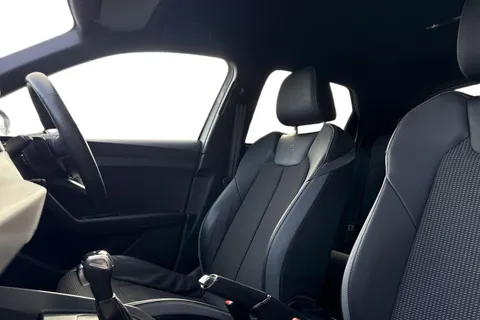 PX23OLJ Audi A1 Black Edition 30 TFSI 110 PS S tronic Thumbnail #17