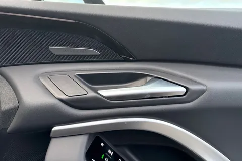  Audi Q5 2.0 TFSI S line S Tronic quattro Euro 6 (s/s) 5dr Thumbnail #21