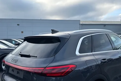  Audi Q5 2.0 TFSI S line S Tronic quattro Euro 6 (s/s) 5dr Thumbnail #30