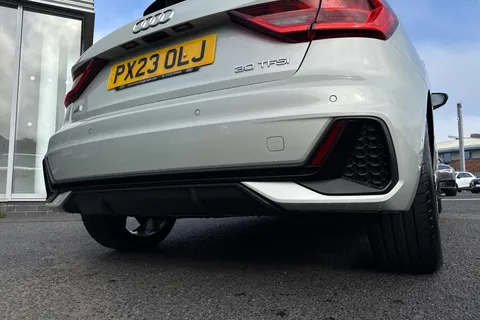 PX23OLJ Audi A1 Black Edition 30 TFSI 110 PS S tronic Thumbnail #35