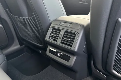  Audi Q5 2.0 TFSI S line S Tronic quattro Euro 6 (s/s) 5dr Thumbnail #41