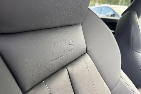  Audi Q5 2.0 TFSI S line S Tronic quattro Euro 6 (s/s) 5dr Thumbnail #48