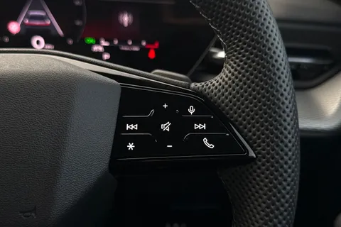  Audi Q5 2.0 TFSI S line S Tronic quattro Euro 6 (s/s) 5dr Thumbnail #50