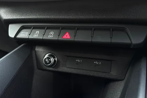 PX23OLJ Audi A1 Black Edition 30 TFSI 110 PS S tronic Thumbnail #55