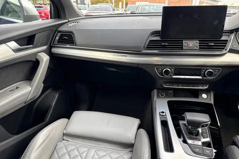20 of 66 for AUDI Q5 SQ5 TDI Quattro 5dr Tiptronic