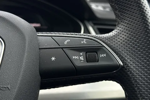 39 of 66 for AUDI Q5 SQ5 TDI Quattro 5dr Tiptronic