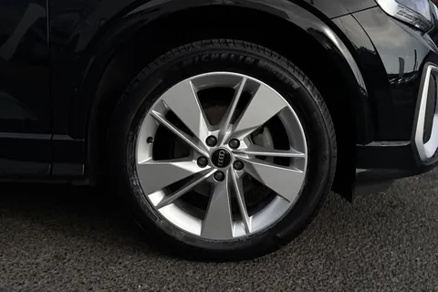 PX22XZK Audi Q2 S line 35 TFSI 150 PS 6-speed Thumbnail #7