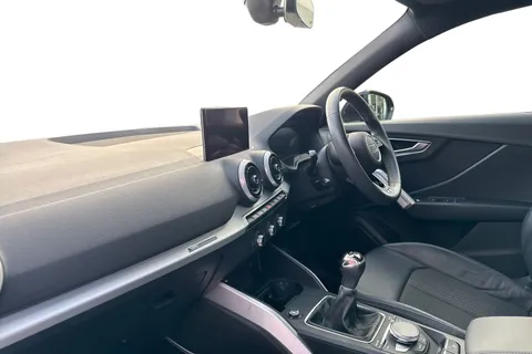 PX22XZK Audi Q2 S line 35 TFSI 150 PS 6-speed Thumbnail #9