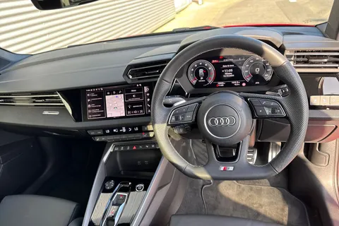 PX25XMY Audi A3 Black Edition 35 TFSI 150 PS S tronic Thumbnail #14