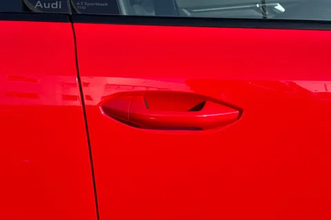 PX25XMY Audi A3 Black Edition 35 TFSI 150 PS S tronic Thumbnail #29