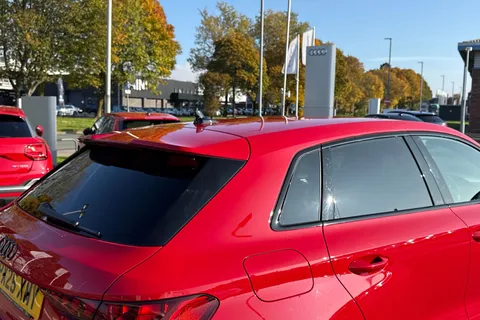 PX25XMY Audi A3 Black Edition 35 TFSI 150 PS S tronic Thumbnail #32