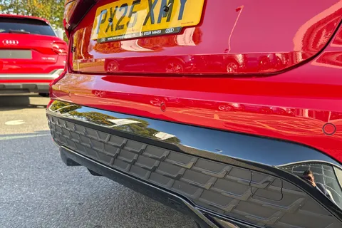 PX25XMY Audi A3 Black Edition 35 TFSI 150 PS S tronic Thumbnail #36