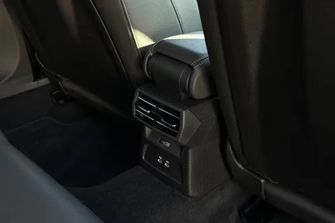 PX25XMY Audi A3 Black Edition 35 TFSI 150 PS S tronic Thumbnail #42