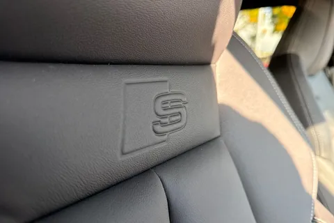 PX25XMY Audi A3 Black Edition 35 TFSI 150 PS S tronic Thumbnail #44