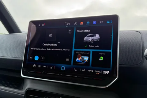 16 of 57 for Volkswagen Cargo Commerce SWB 286 PS 77 kWh - Delivery Mileage