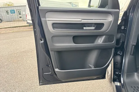 32 of 57 for Volkswagen Cargo Commerce SWB 286 PS 77 kWh - Delivery Mileage