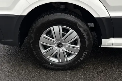 BV75OCD Volkswagen Crafter 2.0 TDI 163PS Commerce Plus High Roof-RWD-Delivery Miles Only Thumbnail #10