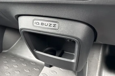 22 of 55 for Volkswagen Cargo Commerce SWB 286 PS 77 kWh - Delivery Mileage