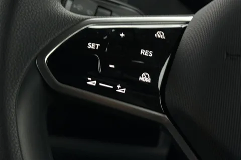 37 of 55 for Volkswagen Cargo Commerce SWB 286 PS 77 kWh - Delivery Mileage