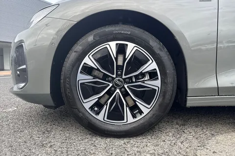  Audi A6 Saloon 2.0 e-hybrid 25.9kWh Sport S Tronic quattro Euro 6 (s/s) 4dr Thumbnail #10