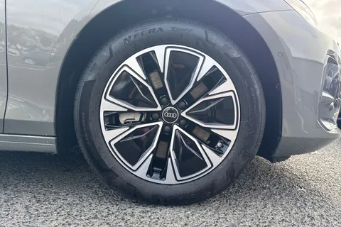  Audi A6 Saloon 2.0 e-hybrid 25.9kWh Sport S Tronic quattro Euro 6 (s/s) 4dr Thumbnail #13