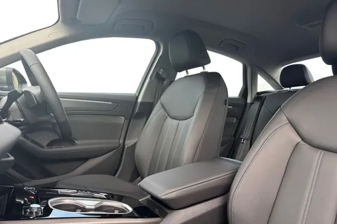  Audi A6 Saloon 2.0 e-hybrid 25.9kWh Sport S Tronic quattro Euro 6 (s/s) 4dr Thumbnail #16