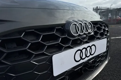  Audi A6 Saloon 2.0 e-hybrid 25.9kWh Sport S Tronic quattro Euro 6 (s/s) 4dr Thumbnail #26