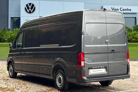 PN75MWZ Volkswagen Crafter CR35 Panel van Commerce LWB 140 PS 2.0 TDI 6sp Manual FWD Thumbnail #4