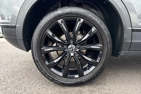 12 of 50 for VOLKSWAGEN T-ROC 1.5 TSI EVO Black Edition 5dr DSG