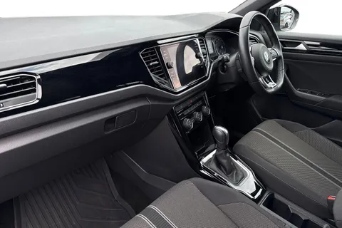 15 of 50 for VOLKSWAGEN T-ROC 1.5 TSI EVO Black Edition 5dr DSG